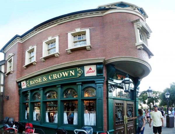 Rose & Crown Pub & Dining Room