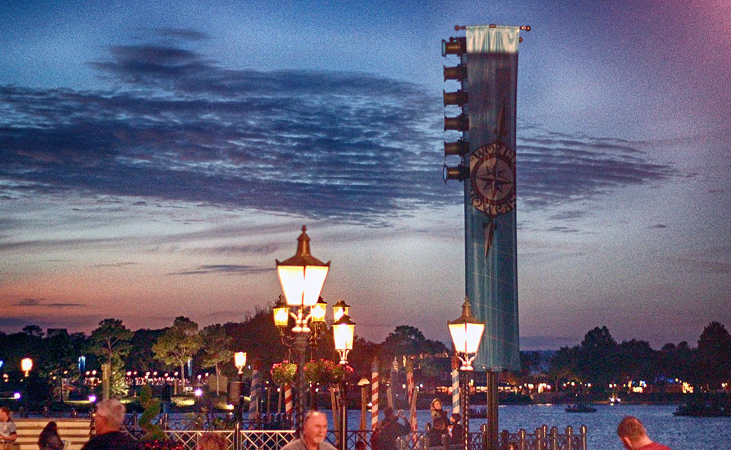 Epcot, dois parques em um