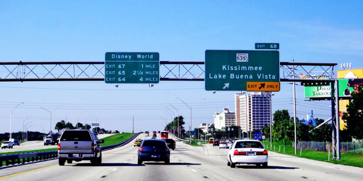 Dirigir tranquilamente no exterior não tem preço