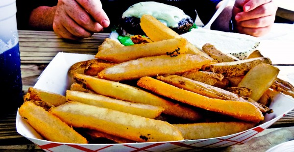 As deliciosas batatas fritas do Le Tub