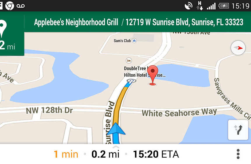 O uso do Google Maps como como um aparelho GPS, só que muito melhor