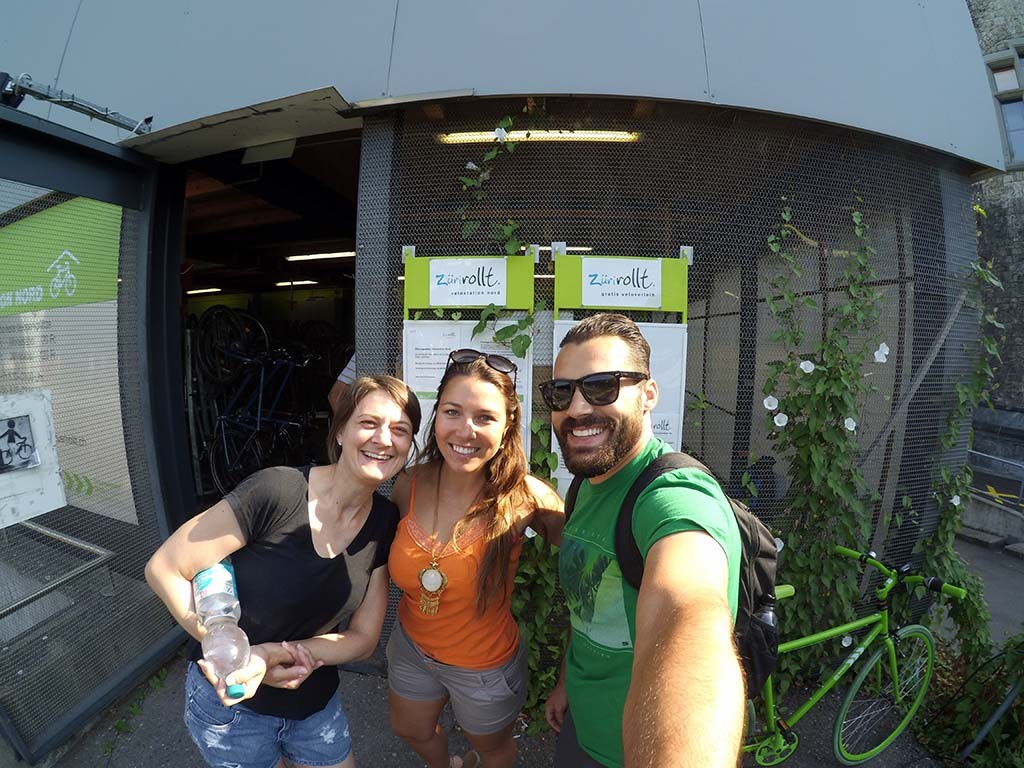 Felicidade ao receber as Bikes para passar o dia em 2 rodas.