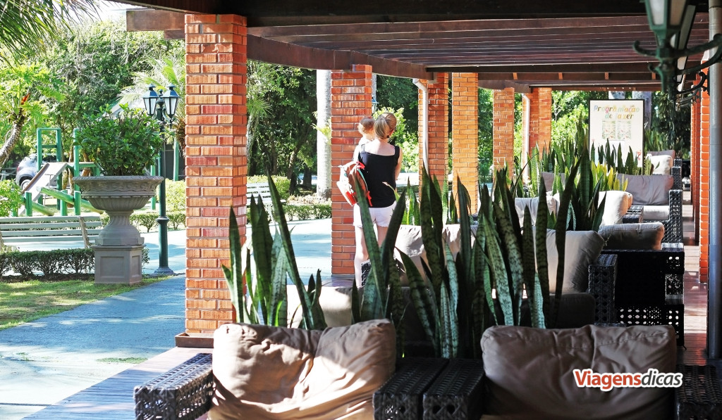 Infinity-Blue-Resort-Canon-DSLR-122